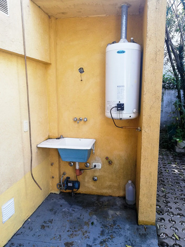 Venta Lindo Ph 2 Amb. Con Patio. Nuevo - Chubut 1348,