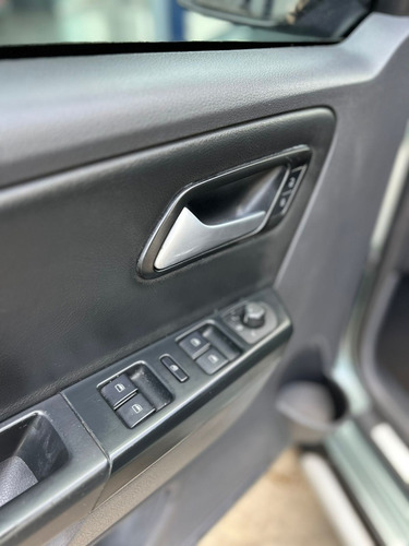 Volkswagen Crossfox 1.6 Highline Cuero