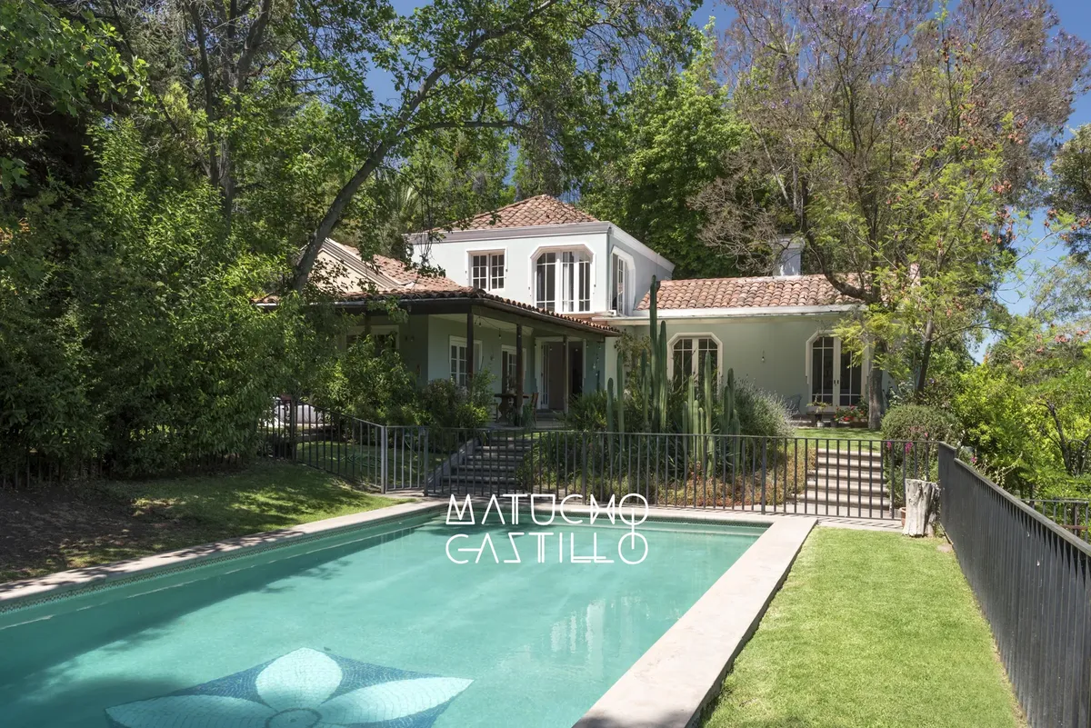 Imagen 1 de 30 de Gran Parcela Y Casona, Para Varias Casas Nuevas O Remodelar