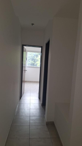 Oportunidad Departamento Tipo Duplex - Moreno Zona Residencial