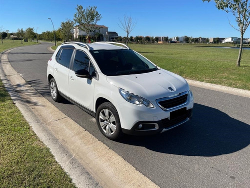 Peugeot 2008 Allure 2018 Con Solo 5000kms Nueva!!