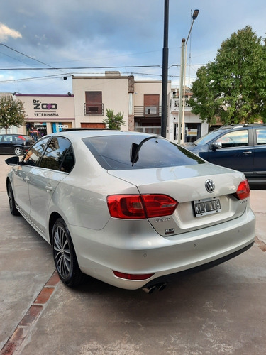 Volkswagen Vento 2.0 Sportline Tsi 200cv Dsg 2011