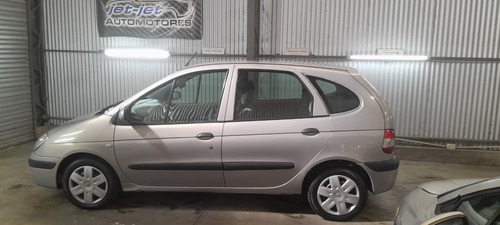 Renault Scénic 1.6 Confort