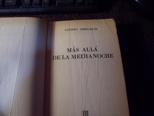 Más Allá De La Medianoche - Sidney Sheldon