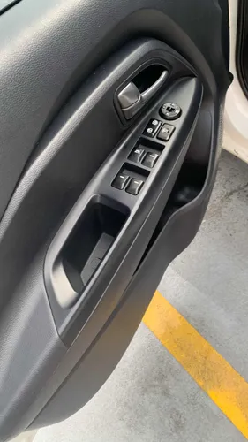 Kia Rio 1.4 4 p Automática