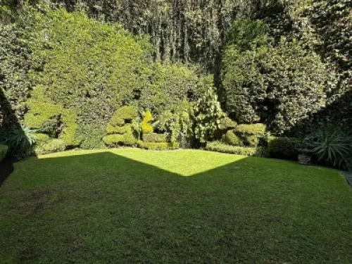 Casa En Calle Cerrada En Venta En Paseo De La Reforma