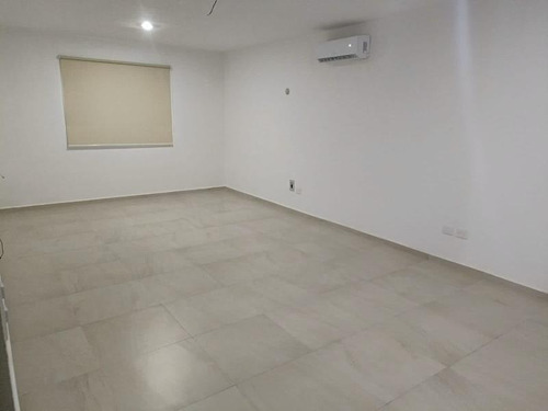 Imagen 11 de 12 de Casa Sola En Renta Temozon Norte