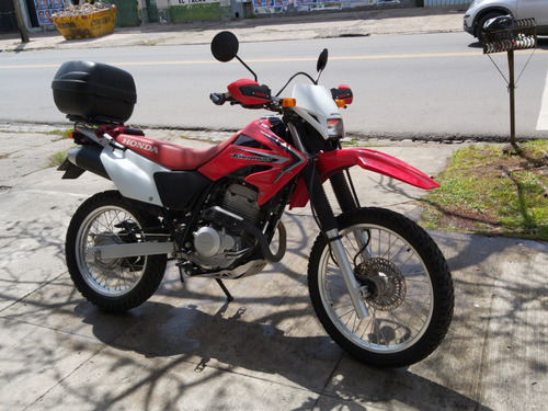 Imagen 1 de 11 de Honda Tornado 250
