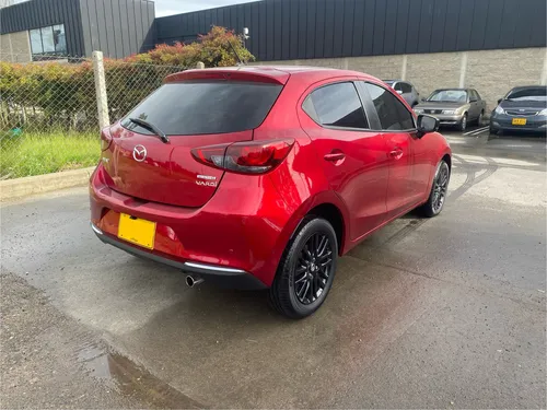 Mazda 2 1,5 touring carbon edition
