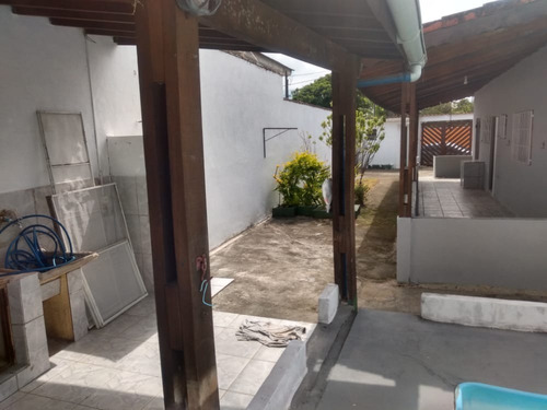 Imagem 24 de 26 de Casa Próximo À Comércios Com Área De Lazer, Piscina E Churrasqueira, No Balneário Gaivota Em Itanhaém, À 1.800 Metros Do Mar