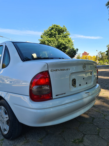Chevrolet Corsa Classic 1.6 Gl Aa Super