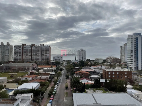 En Venta 3 Dormitorios Con Vista A La Isla Y Los Dedos, Amenities Completos