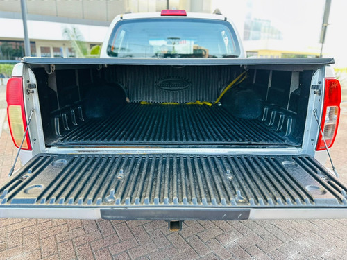 Nissan Frontier 2.5 S Cab. Dupla 4x4 4p