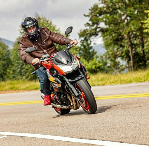 Imagem 10 de 15 de Kawasaki Z1000 2012 / Laranja