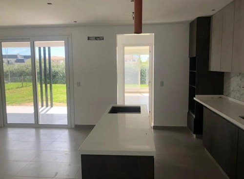 Imagen 4 de 21 de Susana Aravena Propiedades Casa - Ceibos Excelente Casa!!