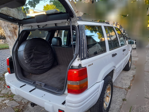 Jeep Grand Cherokee 2.5 Limited