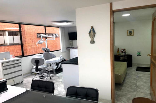 Imagen 5 de 11 de Venta Consultorio Medico La Carolina 29 Mt2