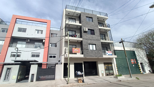 Departamento De 2 Ambientes - Venta Ciudad Evita