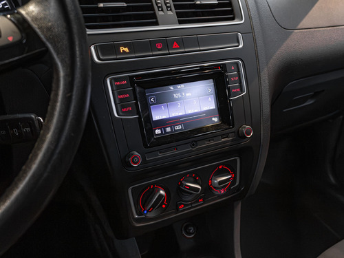 Volkswagen Fox 1.6 Run Total Flex 5p