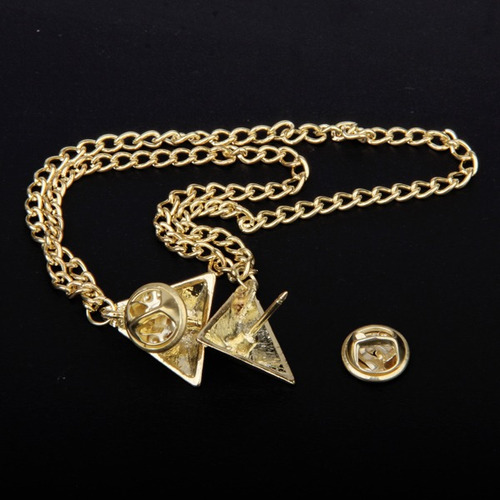Broche De Triángulo Dorado Con Cadena De Cuello De Camisa
