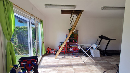 Imagen 12 de 18 de Casa En Venta De 2 Dormitorios Con Amplio Jardín. Bariloche