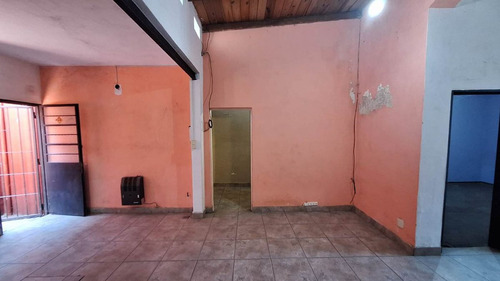 Venta Casa A Reciclar 2 Dormi Cochera Arroyito