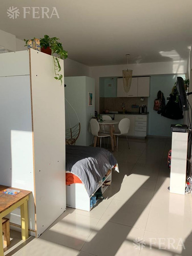 Imagen 10 de 15 de Departamento De 1 Ambiente En Venta - Villa Pueyrredón