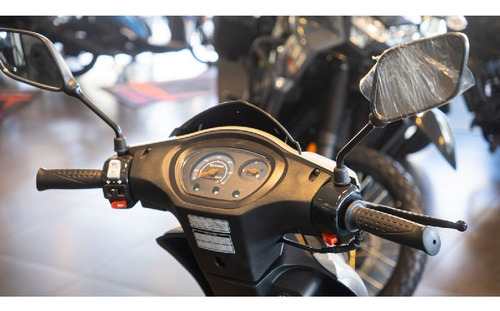 Kymco Agility 125 Scooter No Yamaha Fascino Rs 125