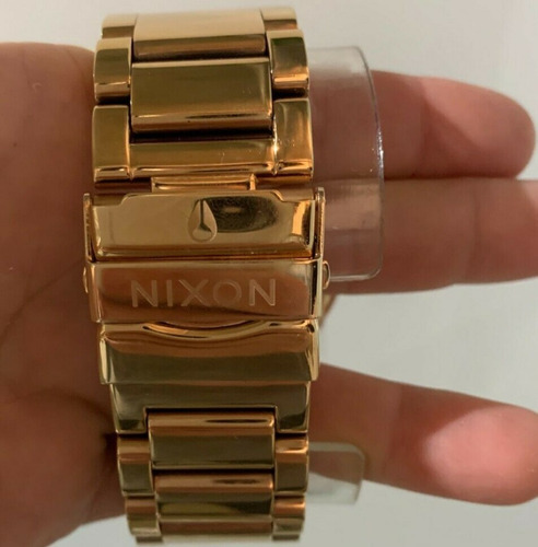 Reloj Nixon 100% Original Enchapado En Oro Nuevo