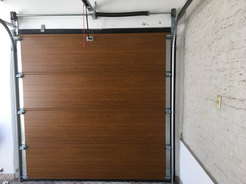 Imagen 6 de 10 de Porton Seccional Para Garage Con Puerta Peatonal 099374847