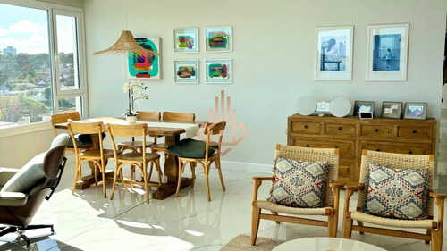 Apartamento En Venta 3 Suites + Servicio En Paramount Tower, Playa Mansa