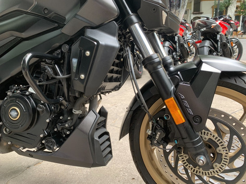 Bajaj Dominar 400 2019 Con 11.000 Kms Cycles Motoshop