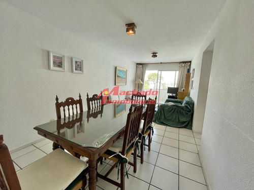 Imagen 6 de 12 de Venta De Apartamento De Dos Dormitorios En Punta Del Este