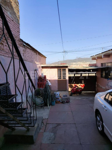 Se Vende Terreno Con Construcción En Col. Del Valle