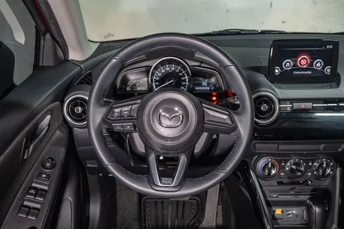 Mazda 2 1.5 Touring