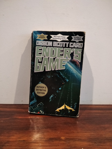 Ender's Game. Orson Scott Card.