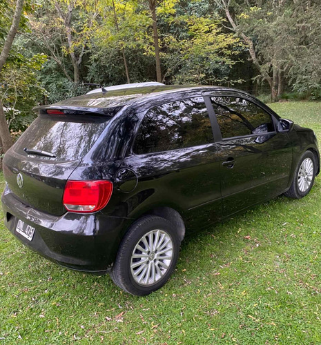 Imagen 3 de 6 de Volkswagen Gol Trend 2015 1.6 Highline 101cv 3p
