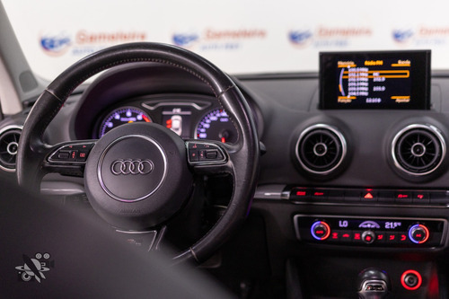 Audi A3 Sedan 2.0 Tfsi Ambition S-tronic 4p