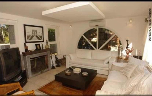 Casa De 5 Ambientes Con Pileta