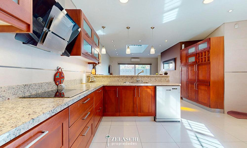 Casa En Venta: Calle De Los Ceibos, Ciudad Jardín