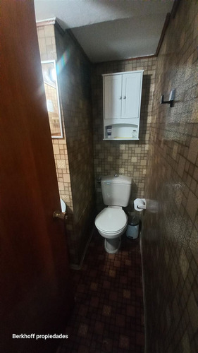 Oficina En Venta, 1/2 Cuadra Del Metro Alcántara, Las Condes