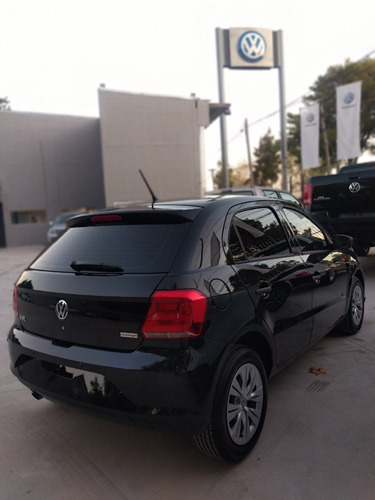 Imagen 11 de 14 de Volkswagen Gol Trend 1.6 Mt Trendline 101cv 2021