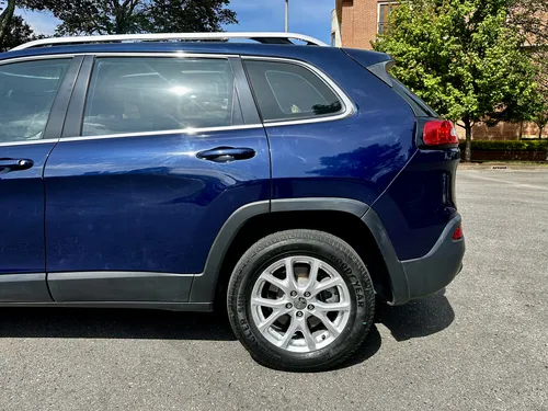 Jeep Cherokee 3.2 Longitude