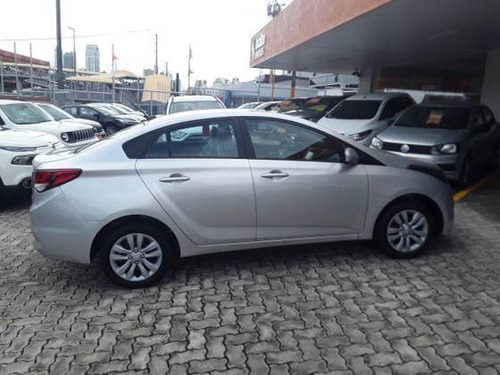 Imagem 13 de 15 de Hyundai Hb20s 1.6 Comfort Plus 16v Flex 4p Automático