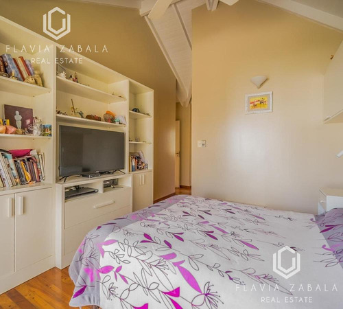 Venta Casa Cinco Ambientes Con Pileta Climatizada - Jardín Pilar Barrio La Tranquera