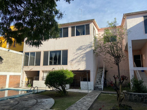 Casa En Venta Con Vigilancia, Fraccionamiento Brisas, Morelos