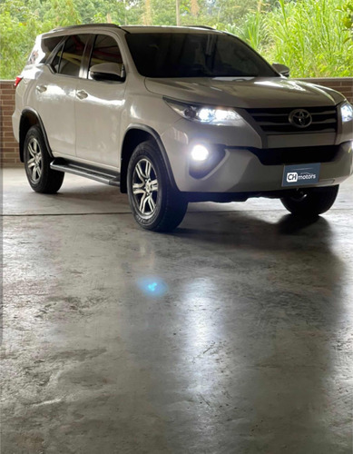 Toyota Fortuner 2.4 Turbo Diesel