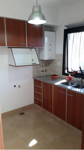 Venta Departamento 2 Ambientes Bernal