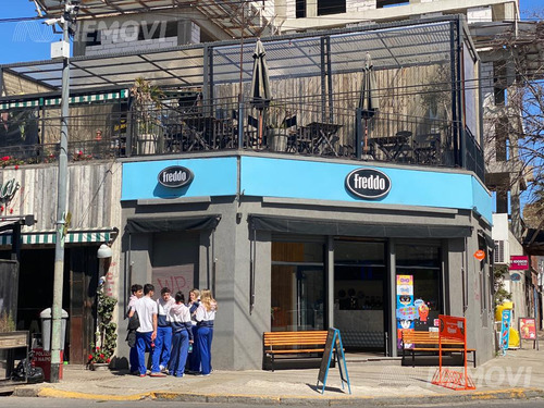 Venta Local Con Patio Parque Saavedra