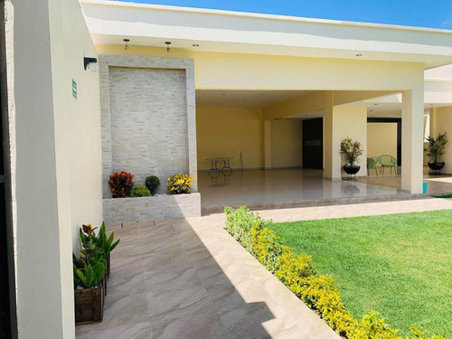 Local Comercial En Renta En Los Arcos, Irapuato, Guanajuato